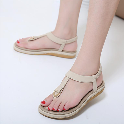 Elegant and airy sandals