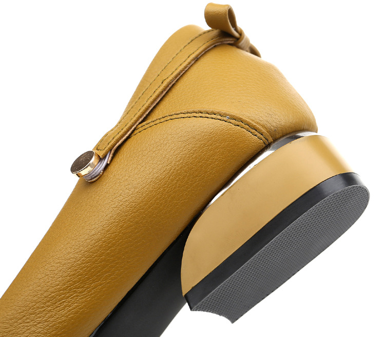 Pointed Toe Slip-on Shoes