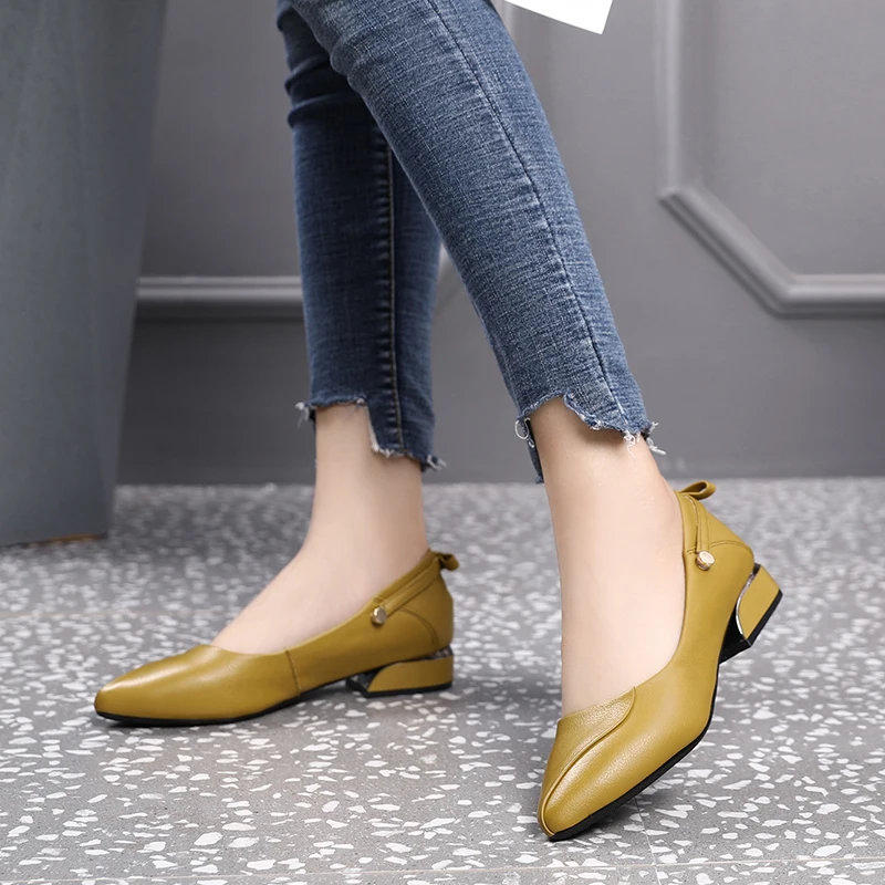 Pointed Toe Slip-on Shoes