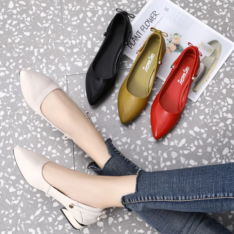 Pointed Toe Slip-on Shoes