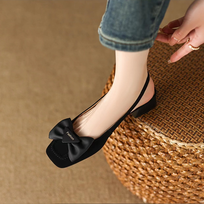 Sandals with heel