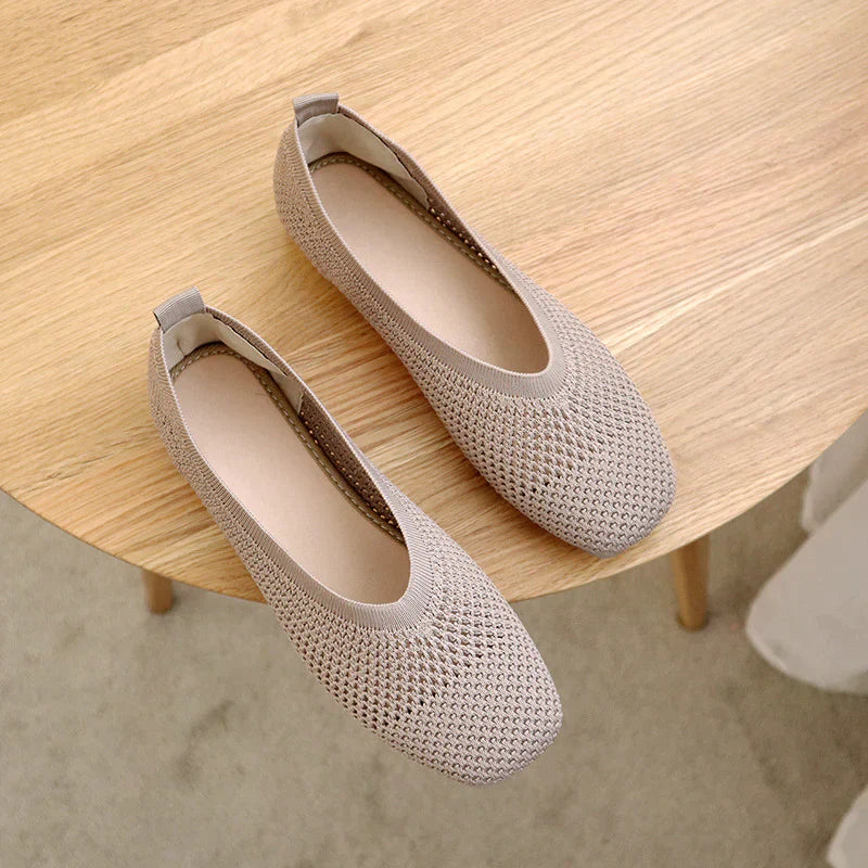 Elegant and detailed supportive summer Sandals